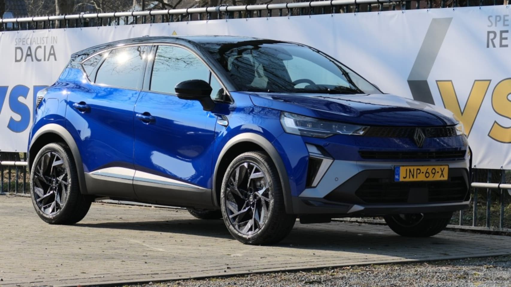 Renault Captur - 1.8 160 HEV Full Hybrid esprit Alpine - AutoWereld.nl