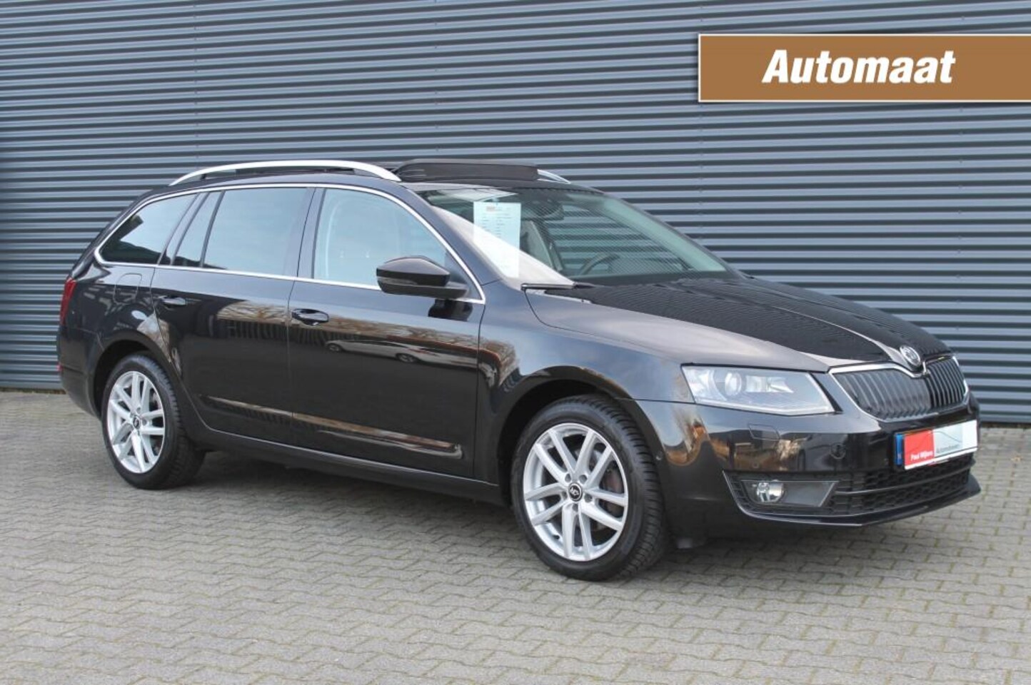 Skoda Octavia Combi - 1.4 TSi Combi Greentech Elegance  DSG-AUTOMAAT-PANORAMDAK - AutoWereld.nl