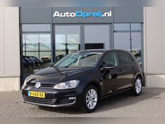 Volkswagen Golf - 1.2 TSI 85pk Trendline Allstar 5rdrs. Clima, Stoelverwarming, Trekhaak, PDC v+a