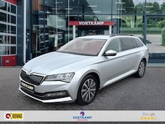 Skoda Superb - 1.4 TSI DSG AMBITION TREKHAAK/CAMERA/STOEL+STUURVERW/NAVI