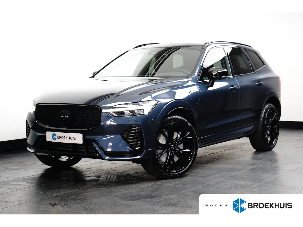 Volvo XC60 - Plus Black Edition Recharge Plug-In Hybrid AWD | Harman Kardon | Head Up Display | BLIS | - AutoWereld.nl