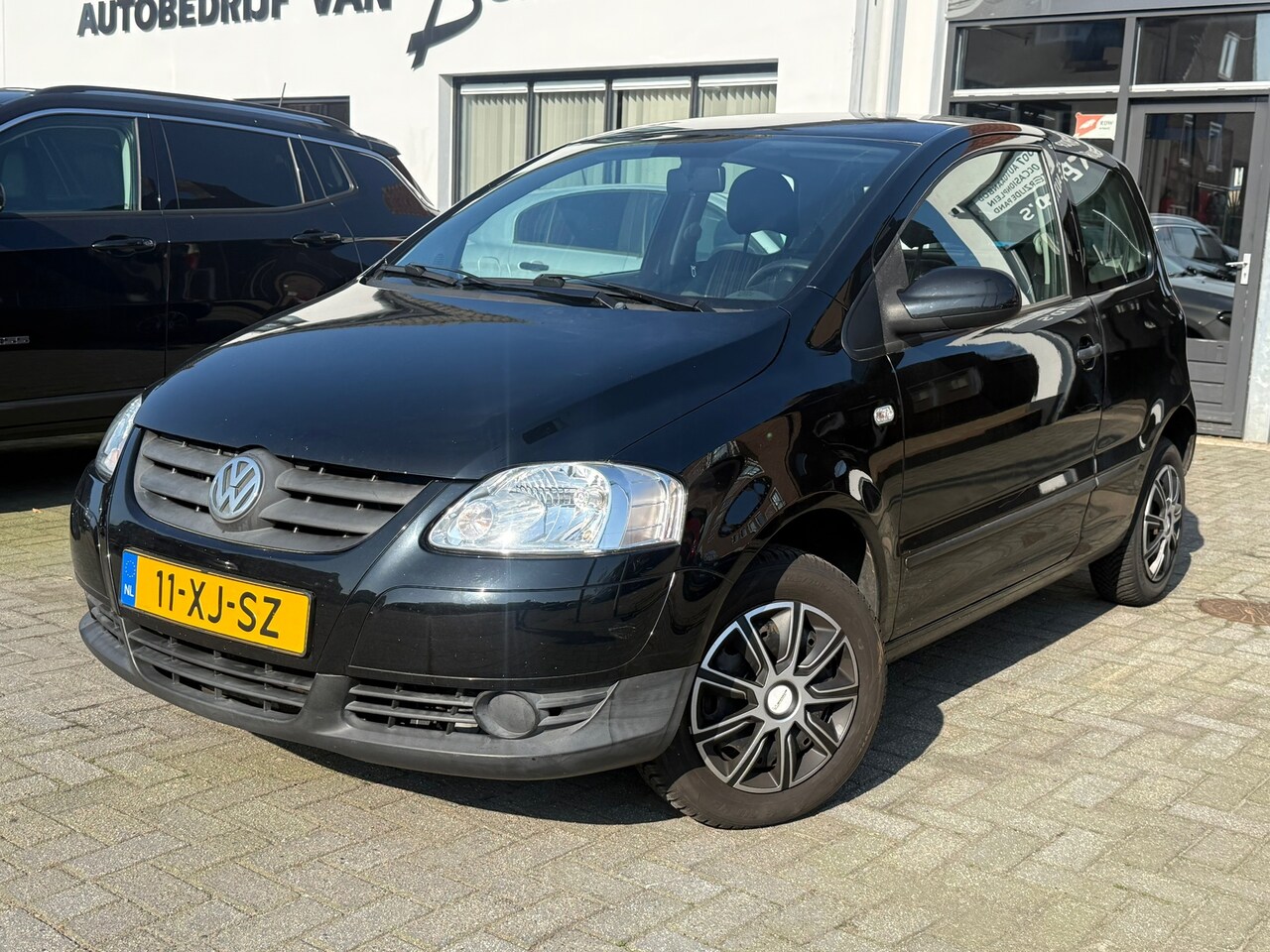 Volkswagen Fox - 1.2 Trendline 1.2 Trendline, Trekhaak,Stuurbekrachtiging,Radio/cd-speler met AUX aansluiting - AutoWereld.nl