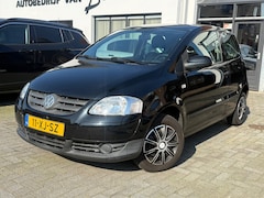 Volkswagen Fox - 1.2 Trendline, Trekhaak, Stuurbekrachtiging, Radio/cd-speler met AUX aansluiting