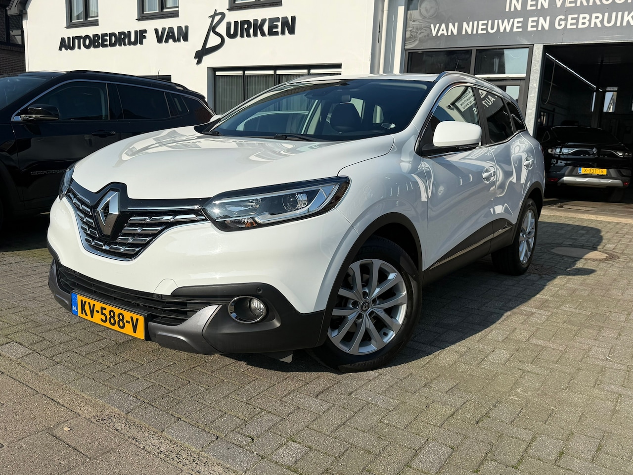 Renault Kadjar - 1.2 TCe Intens 1.2 TCe Intens, Trekhaak,Navigatie,17 Inch,L.M.Velgen,Cruise control,Climate control - AutoWereld.nl