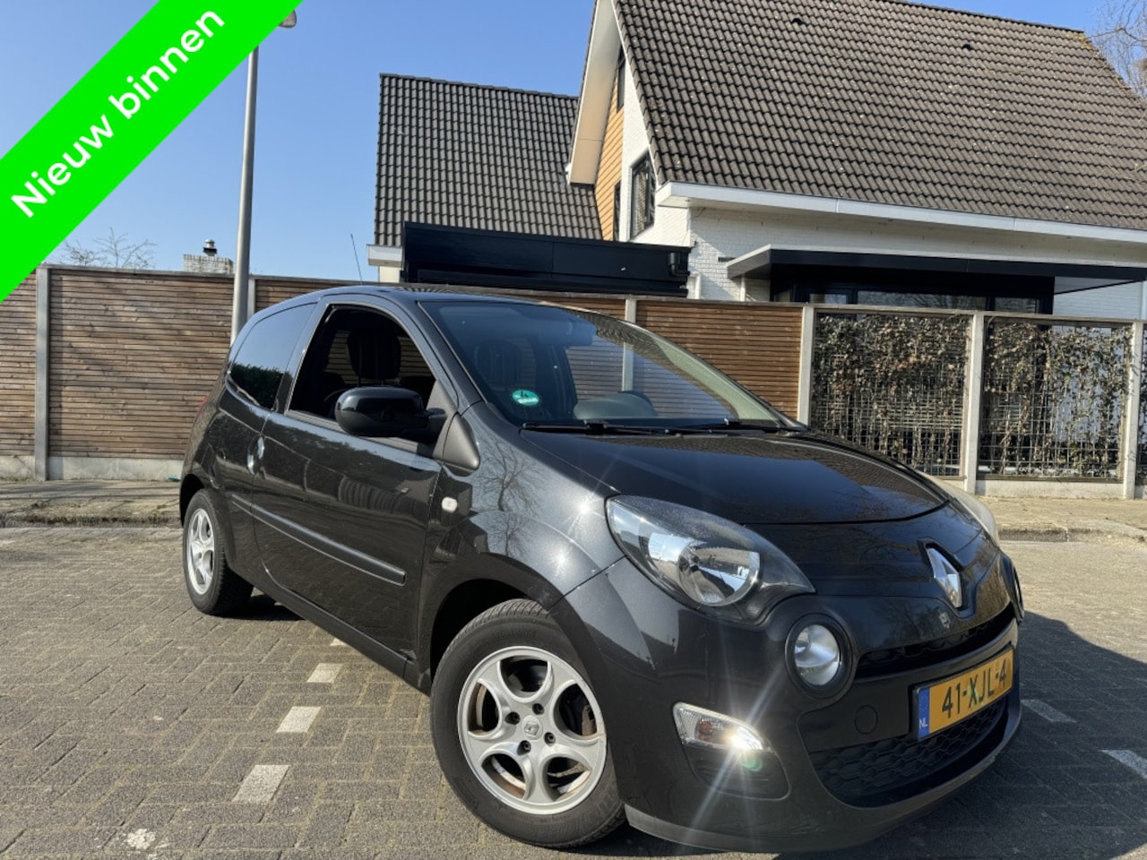 Renault Twingo - 1.5 dCi Airco Cruise bluetooth LAGE KM - AutoWereld.nl
