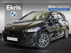 BMW 2-serie Active Tourer - 225e xDrive M Sportpakket Pro | Driving Assitant Plus | Panoramadak | Trekhaak | Ekris Sel