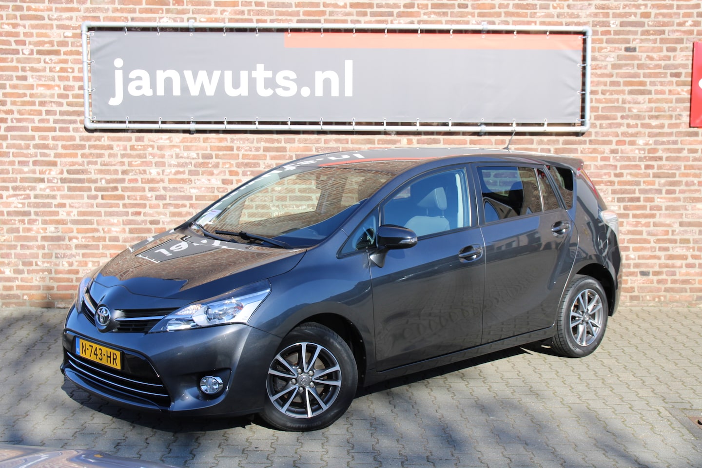 Toyota Verso - 1.8 VVT-i Business + Trekhaak - AutoWereld.nl