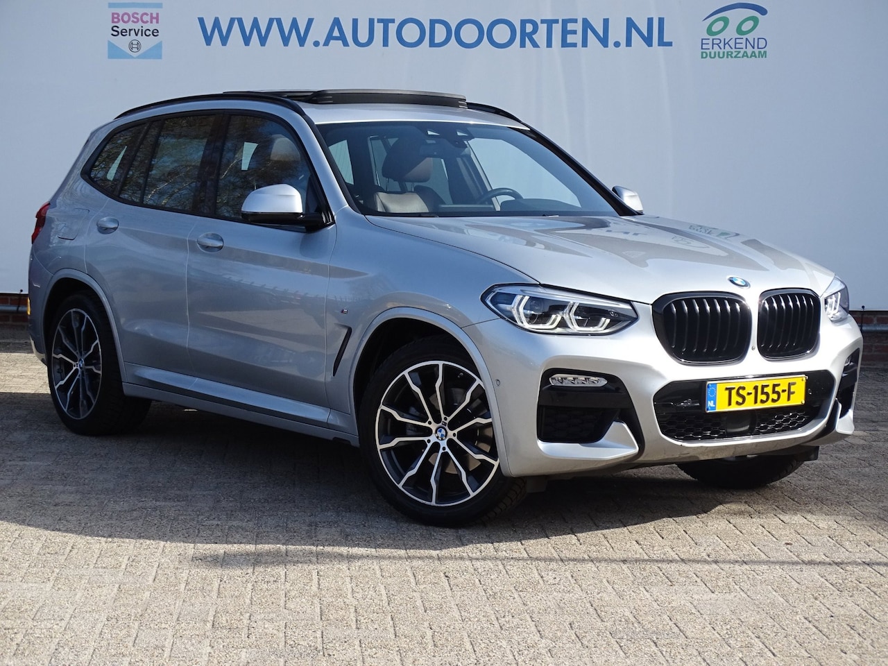 BMW X3 - XDrive20i High Executive|PANO|TREKHAAK|CAM|H&K| - AutoWereld.nl