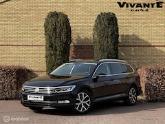 Volkswagen Passat Variant - 1.5 TSI Highline AUT.*Carplay*Camera