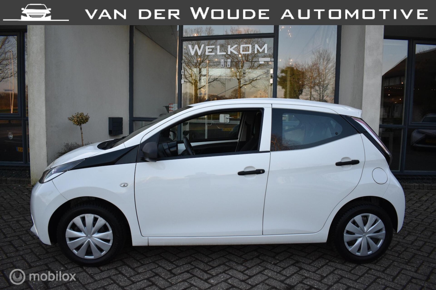 Toyota Aygo - 1.0 VVT-i x 1.0 VVT-i x 5DRS, 2018|Airco|Elekt,pakket|LED - AutoWereld.nl