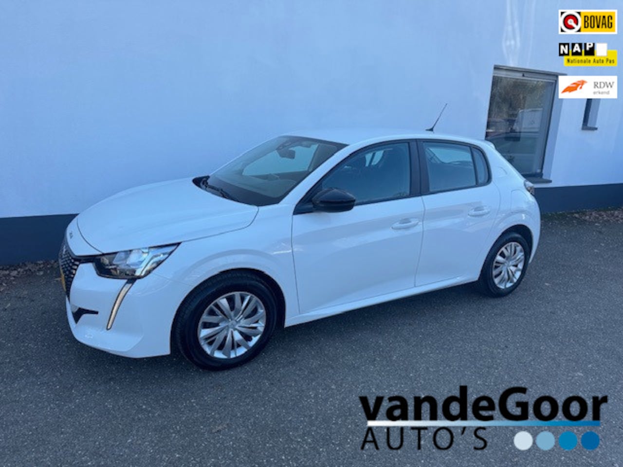 Peugeot 208 - 1.2 PureTech Active 1.2 PureTech Active, '22, 5-drs, navi, 100% onderhouden ! - AutoWereld.nl