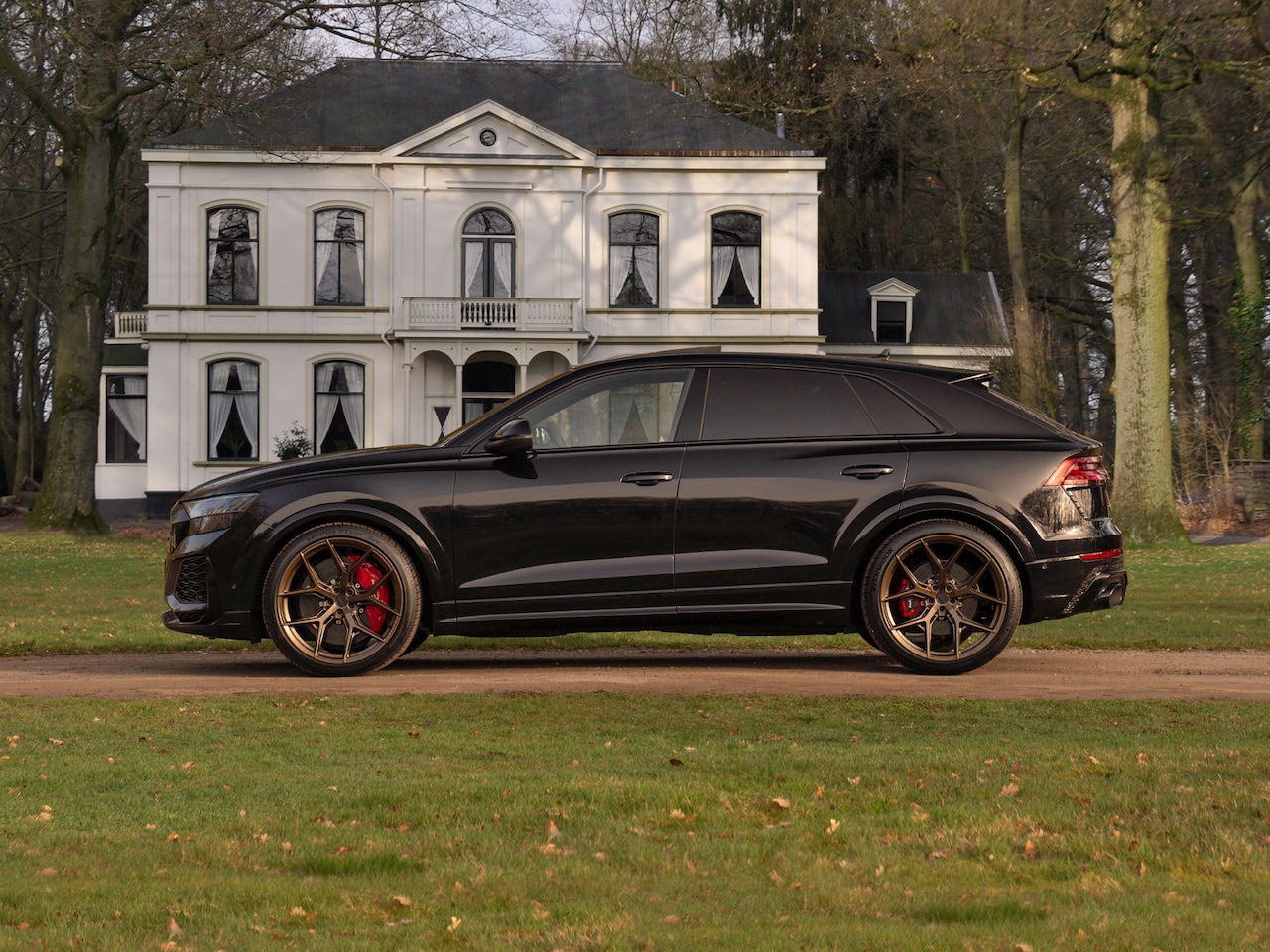 Audi RSQ8 - 4.0 TFSI Quattro | Keramisch | Stoelventilatie | B&O | Pano-dak | Head-up | RS Dynamicpakk - AutoWereld.nl