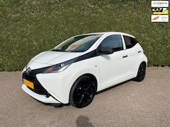 Toyota Aygo - 1.0 VVT-i x-fun, Airco, Led, 5-drs, Eerste eigenaar