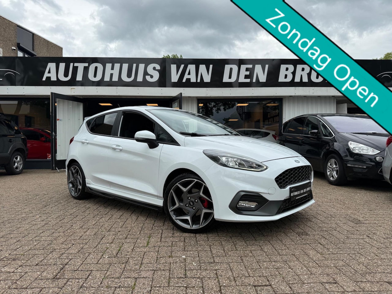 Ford Fiesta - ST-3 200Pk 5Deurs|Maxton|Navi|Cruise|Climate|Recaro|Lmv|Elek Pakket|Nw Apk - AutoWereld.nl