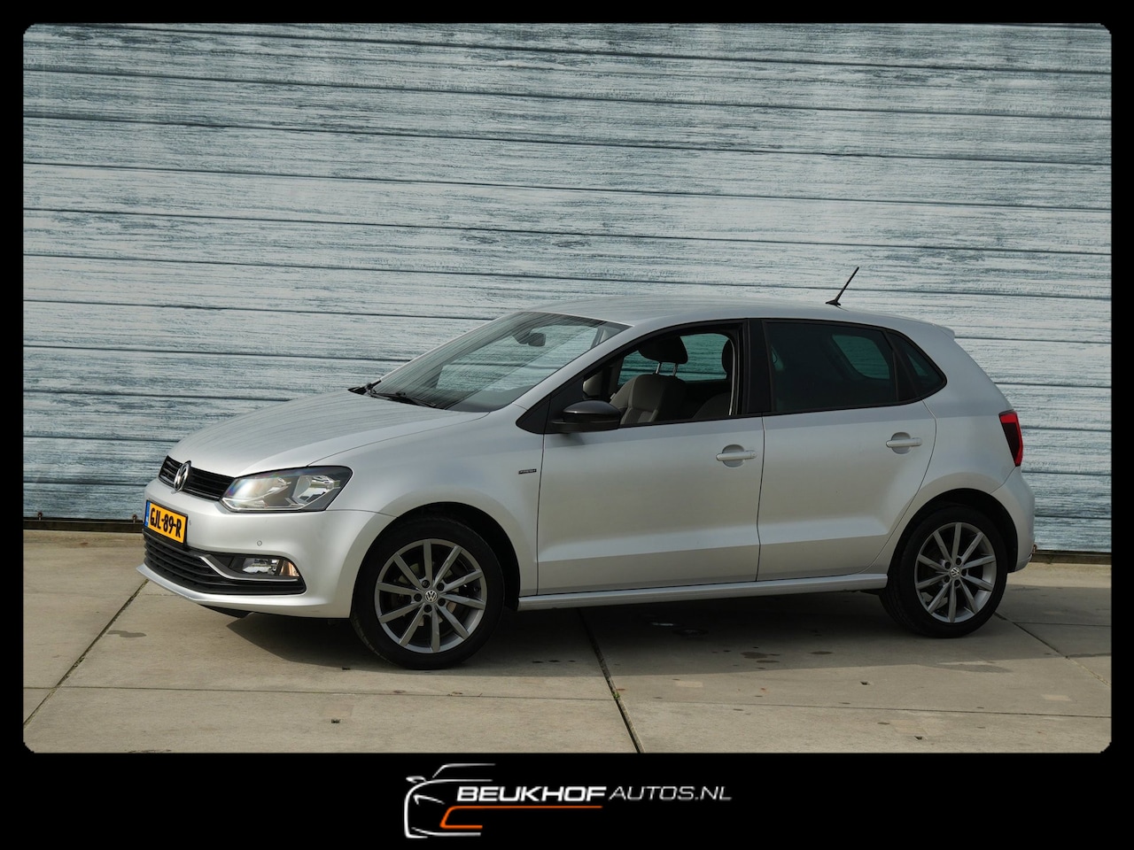 Volkswagen Polo - 1.0 Airco Parkeersensoren V+A Trekhaak Afn - AutoWereld.nl