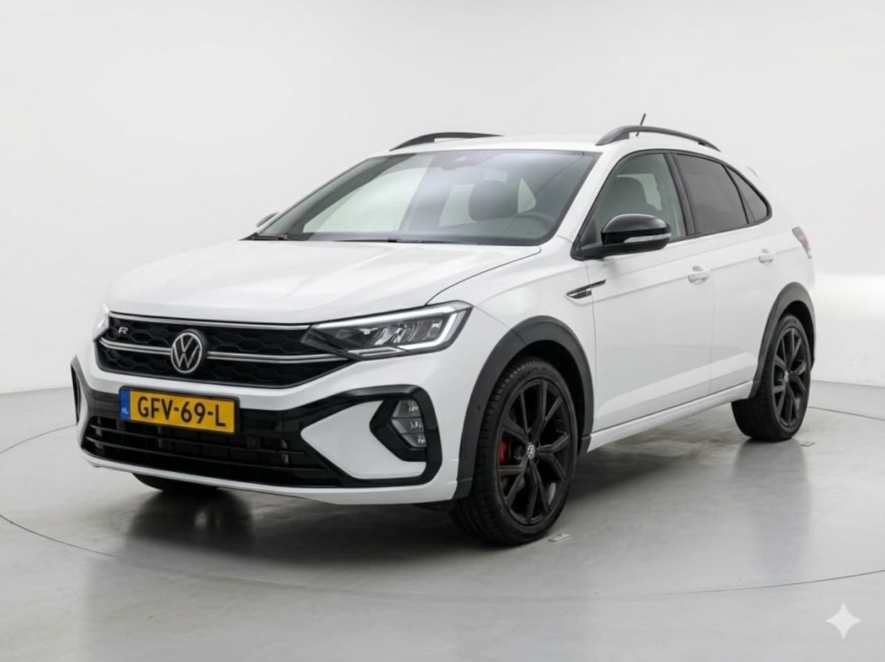 Volkswagen Taigo - 1.0 TSI R-Line | Achteruitrij camera | Stoelverwarming - AutoWereld.nl