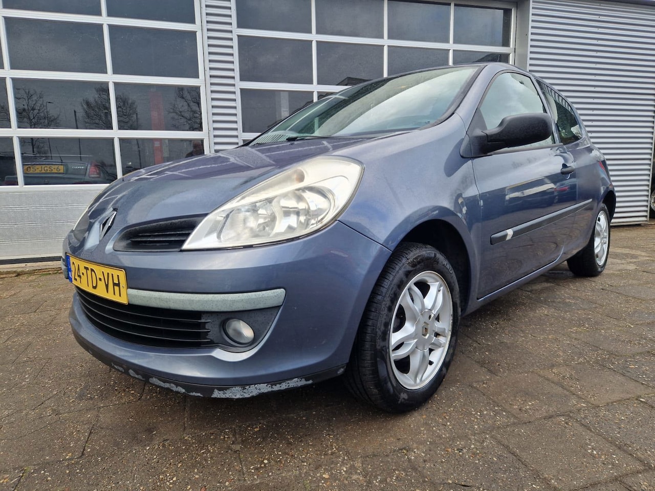 Renault Clio - 1.2-16V Expression 1.2-16V Expression - AutoWereld.nl