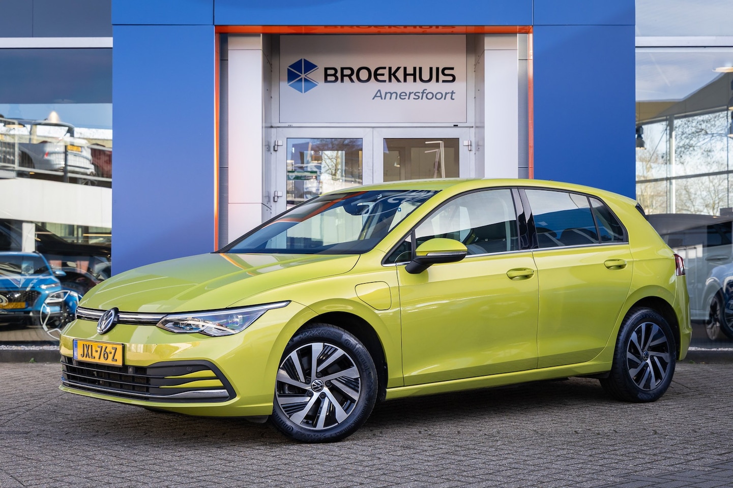 Volkswagen Golf - 1.4 eHybrid Style | Massage stoel+ verwarming | Camera | Apple Carplay/Android Auto | Crui - AutoWereld.nl