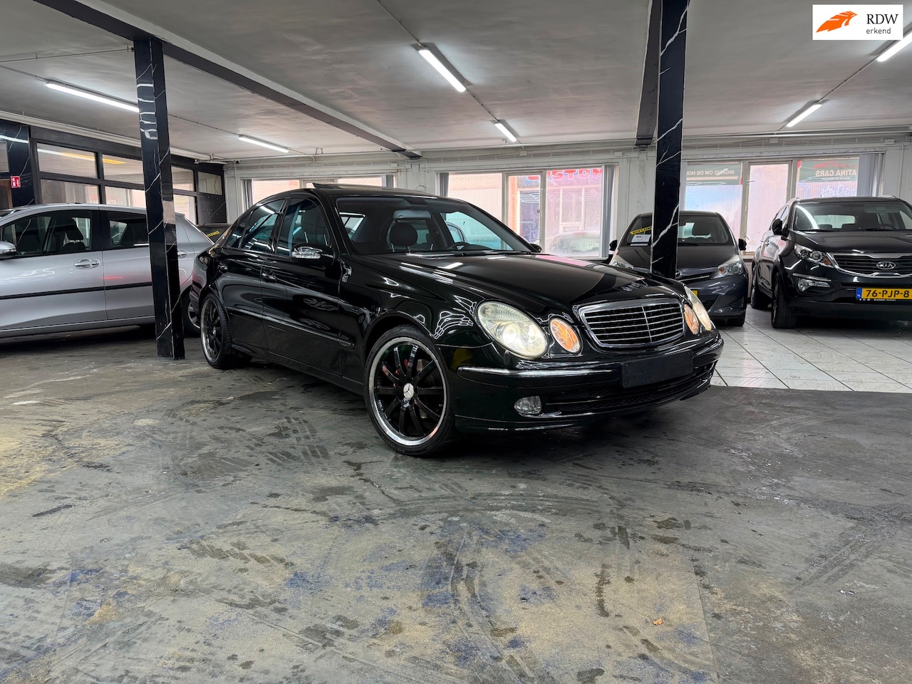 Mercedes-Benz E-klasse - 320 Avantgarde zeer nette vol opties - AutoWereld.nl