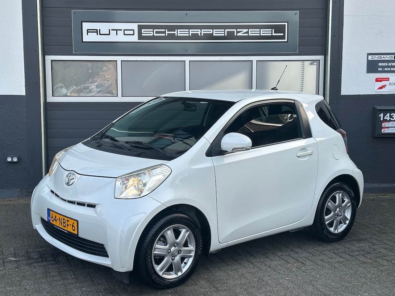 Toyota iQ - 1.0 VVTi Comfort I AIRCO I 3+1 uitv I 15” I NL auto - AutoWereld.nl