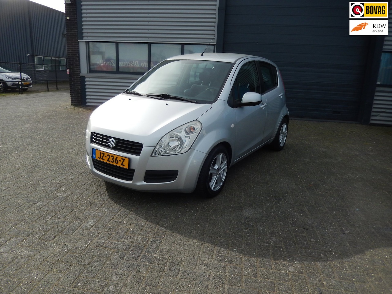 Suzuki Splash - 1.0 VVT Base 1.0 VVT Base - AutoWereld.nl