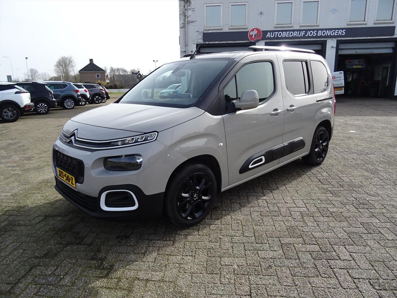 Citroën Berlingo XL - 1.2 PureTech 110pk S&amp;S Live - AutoWereld.nl