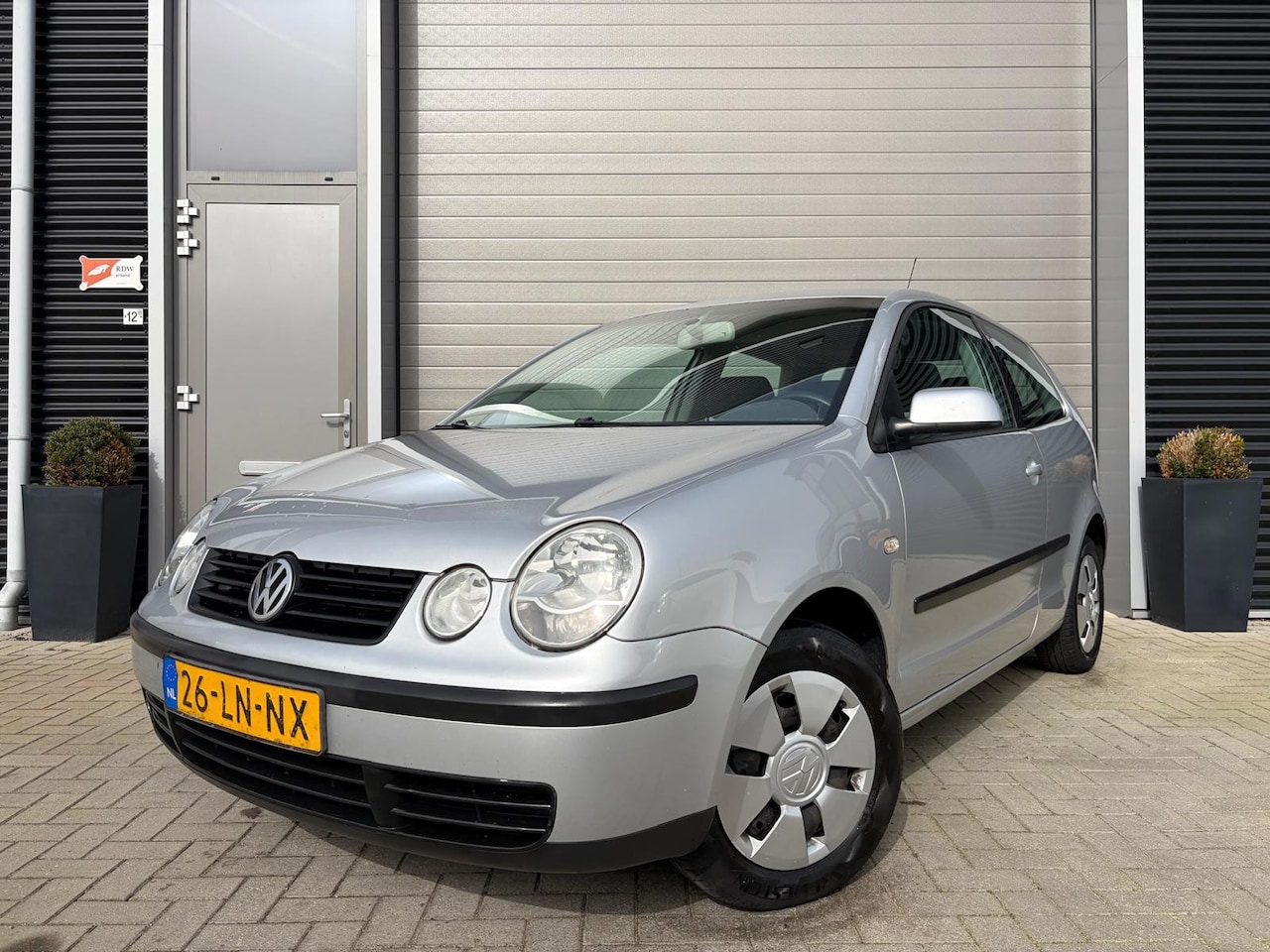 Volkswagen Polo - 1.4-16V Comfortline/Jaar APK/Airco/Cruise control/ - AutoWereld.nl