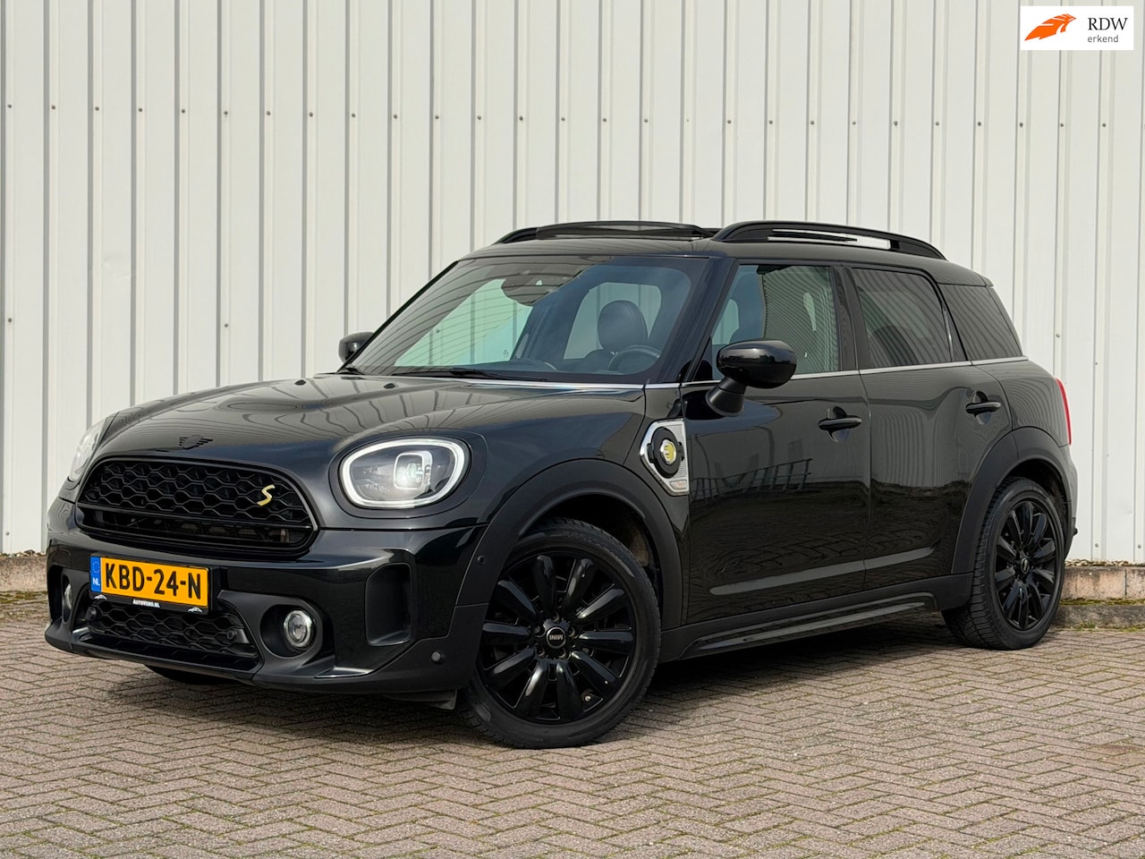 MINI Countryman - Mini 1.5 Cooper S E ALL4 Classic|Pano|Leder|H&K|Camera - AutoWereld.nl