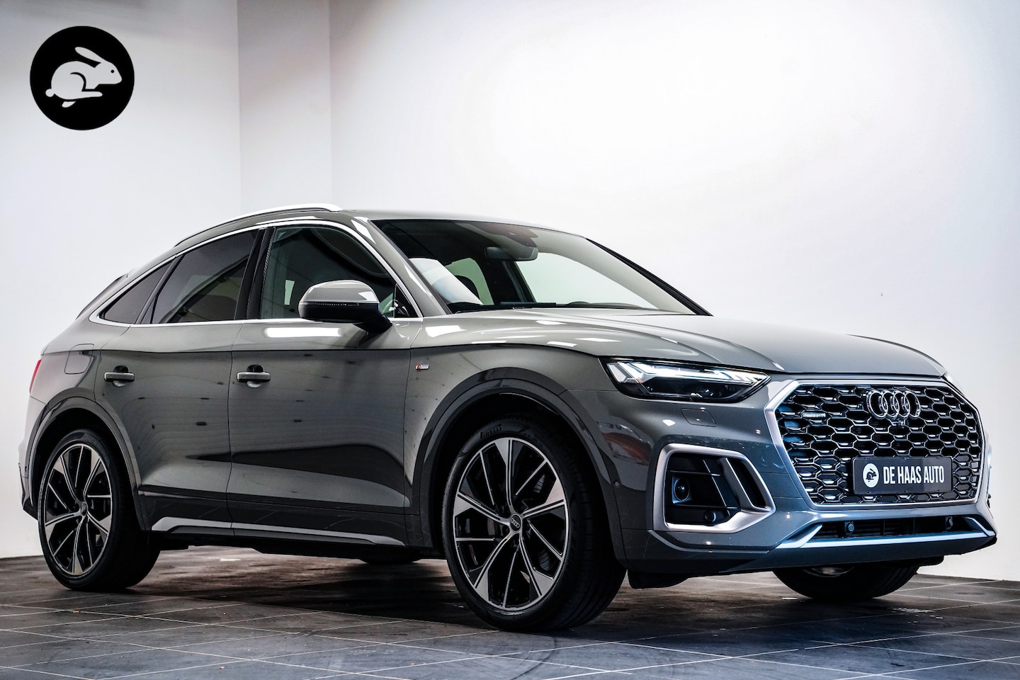 Audi Q5 Sportback - 50 TFSI e S-Line|Quantum grey|Diamantleder|Luchtvering|21 inch - AutoWereld.nl