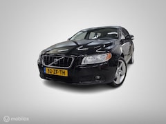 Volvo V70 - 2.0 Kinetic/Cruise/Clima/Rijklaar/Nap