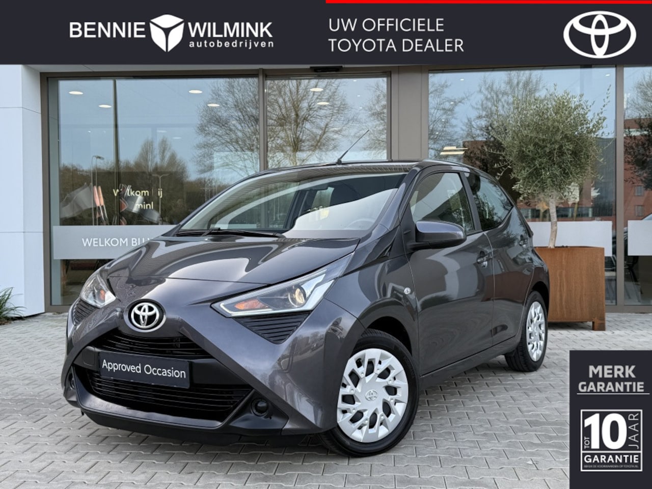 Toyota Aygo - 1.0 VVT-i x-play 1.0 VVT-i x-play - AutoWereld.nl