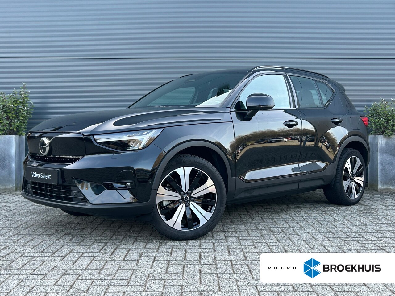 Volvo XC40 - Recharge Ultimate 70 kWh | Audio installatie premium | Cruise control adaptief met Stop&Go - AutoWereld.nl