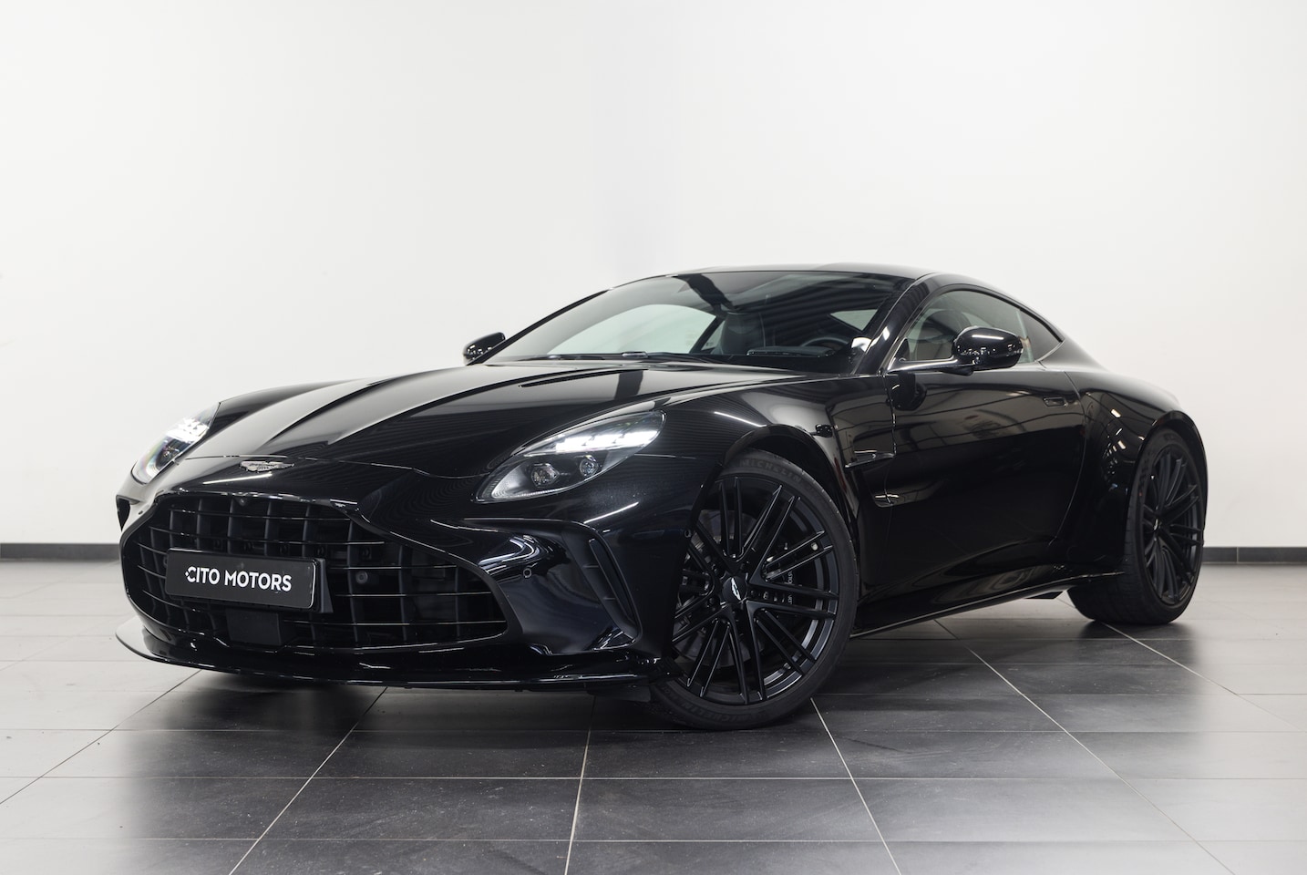 Aston Martin Vantage - coupe - AutoWereld.nl