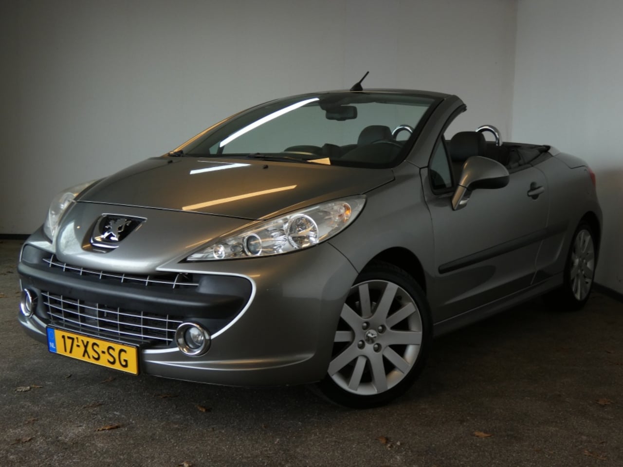 Peugeot 207 CC - 1.6 VTi Féline Automaat - AutoWereld.nl