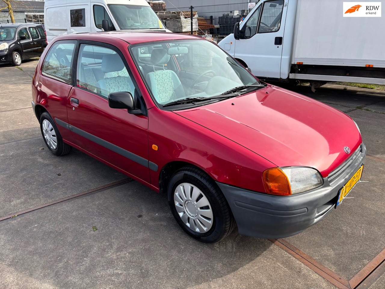 Toyota Starlet - 1.3-16V 1.3-16V - AutoWereld.nl
