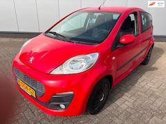 Peugeot 107 - 1.0 Access 5Deurs Airco 2012 weinig KM