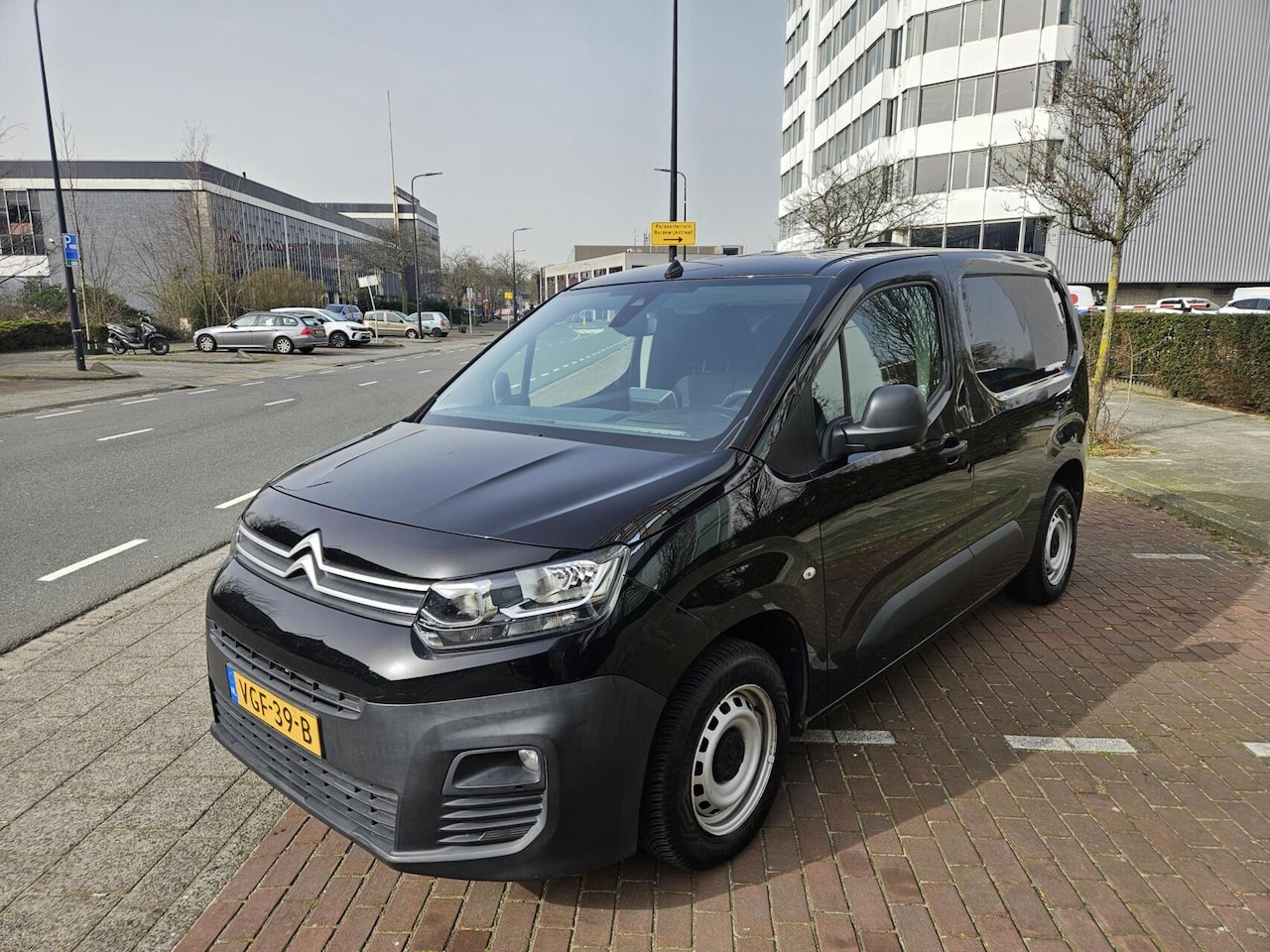 Citroën Berlingo - bestel 1.5 Carplay PDC 3Zits - AutoWereld.nl