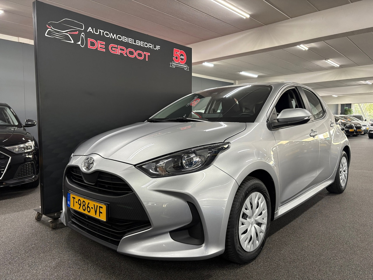 Toyota Yaris - 1.5 VVT-i Active/ Eerste eigenaar/ Handgeschakeld/ Nederlandse auto/ Airco/ Achteruitrijca - AutoWereld.nl