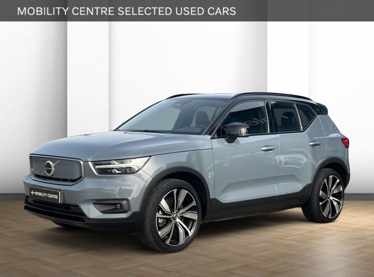 Volvo XC40 - Recharge P8 AWD R-Design | Leder Bekl. | Trekhaak | Thunder - AutoWereld.nl