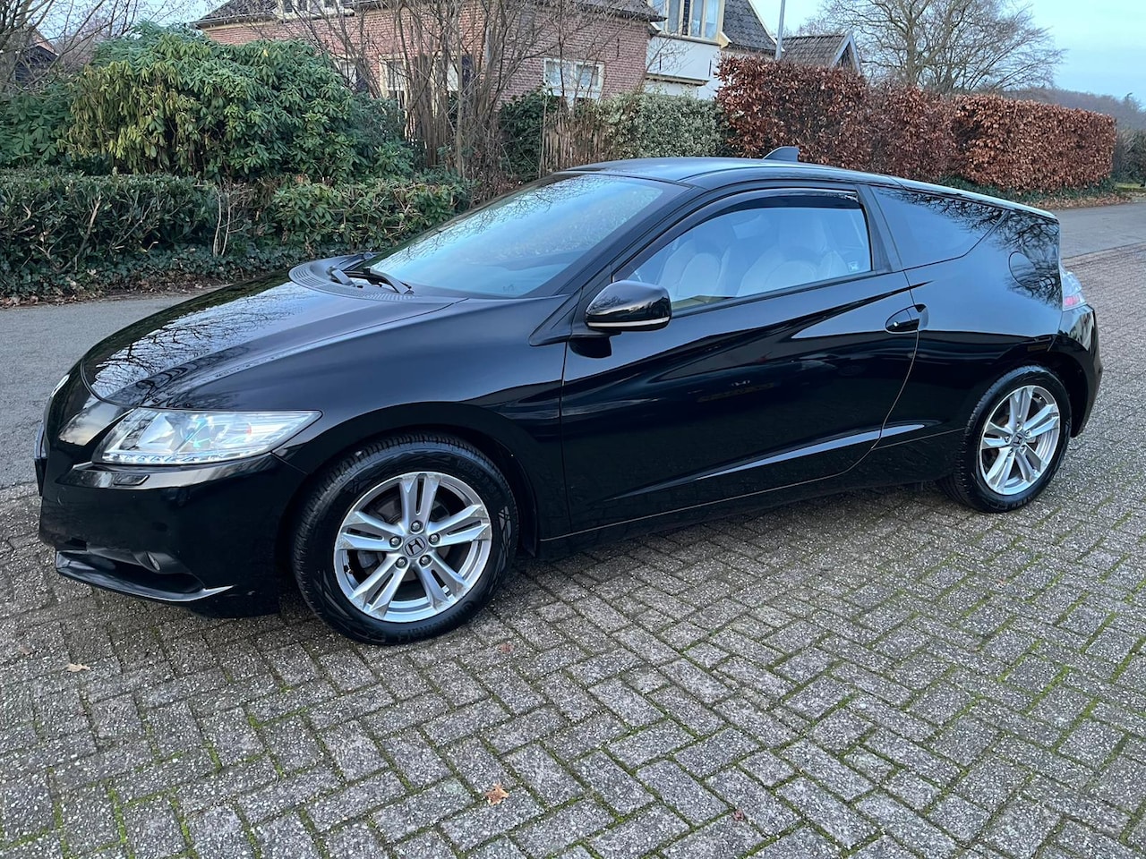 Honda CR-Z - 1.5 i-Vtec IMA GT 1.5 i-VTEC IMA 124 pk GT - AutoWereld.nl