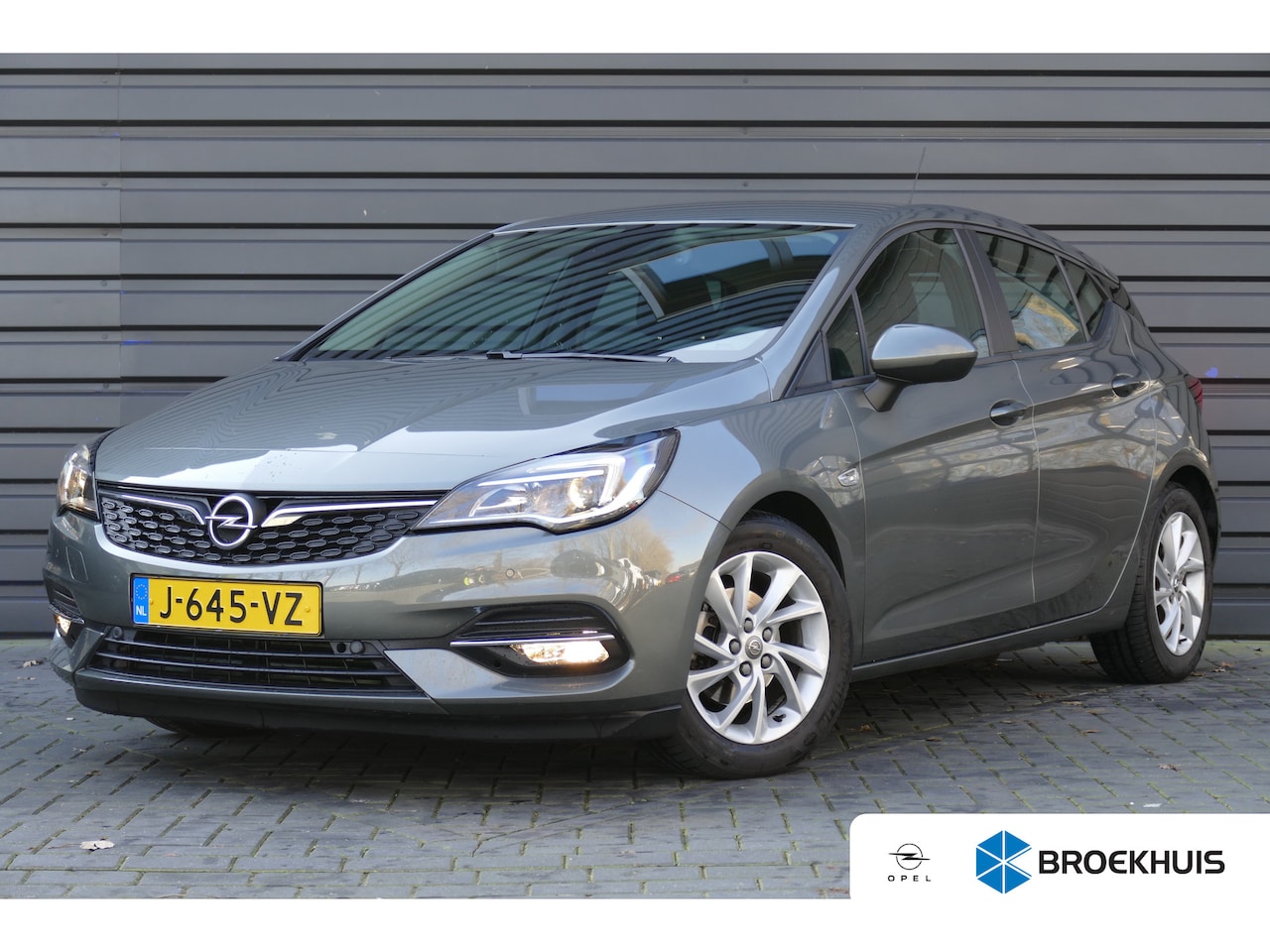Opel Astra - 1.2 TURBO 130PK BUSINESS EDITION / NAVI / CLIMA / LED / PDC / 16" LMV / CAMERA / AGR / BLU - AutoWereld.nl