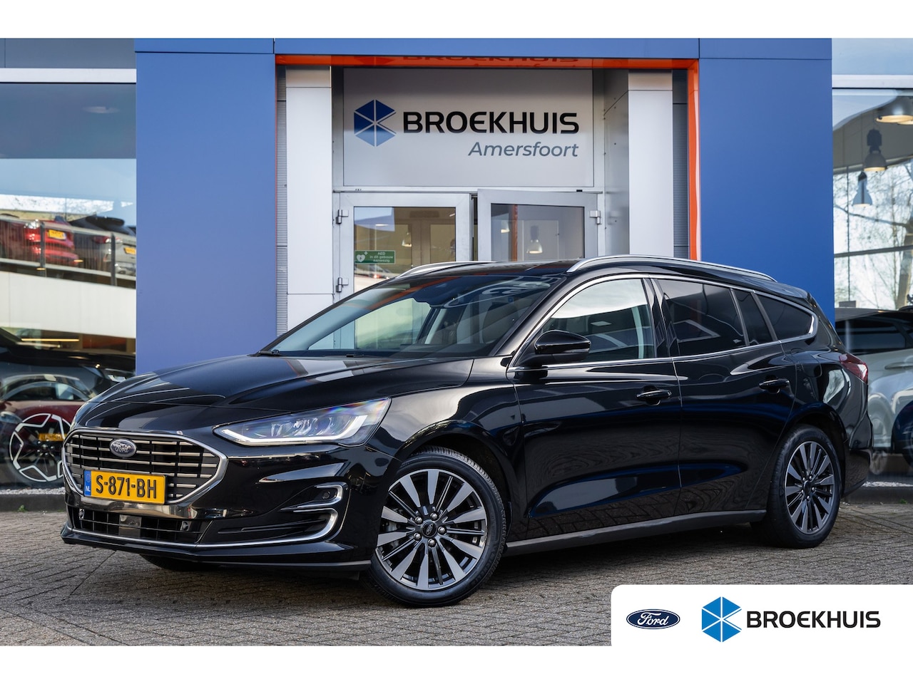 Ford Focus Wagon - 1.0 EcoBoost Hybrid Vignale | 155pk! | Uniek/full options! | Trekhaak | Leder | Adap cruis - AutoWereld.nl