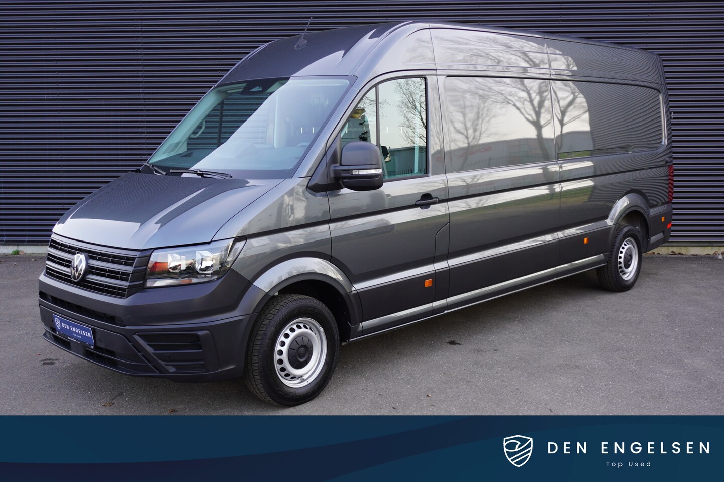 Volkswagen Crafter - 35 177pk L4H3/L3H2 Facelift Apple Carplay Camera Parkeersensoren Laadruimte betimmering - AutoWereld.nl