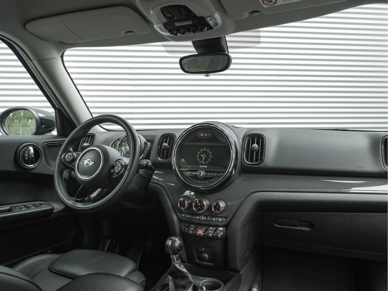 MINI Countryman - Mini 2.0 Cooper D - Sportstoelen - Navigatie XL - Stoelverwarming - AutoWereld.nl