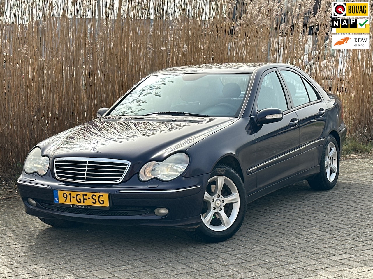 Mercedes-Benz C-klasse - 200 K. Elegance Automaat Airco Cruise Trekhaak Nieuwe Apk - AutoWereld.nl