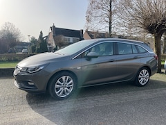 Opel Astra Sports Tourer - 1.0 Online Edition Nieuwe motor 68.000 km – CarPlay – Cruise Control – APK 08-2026
