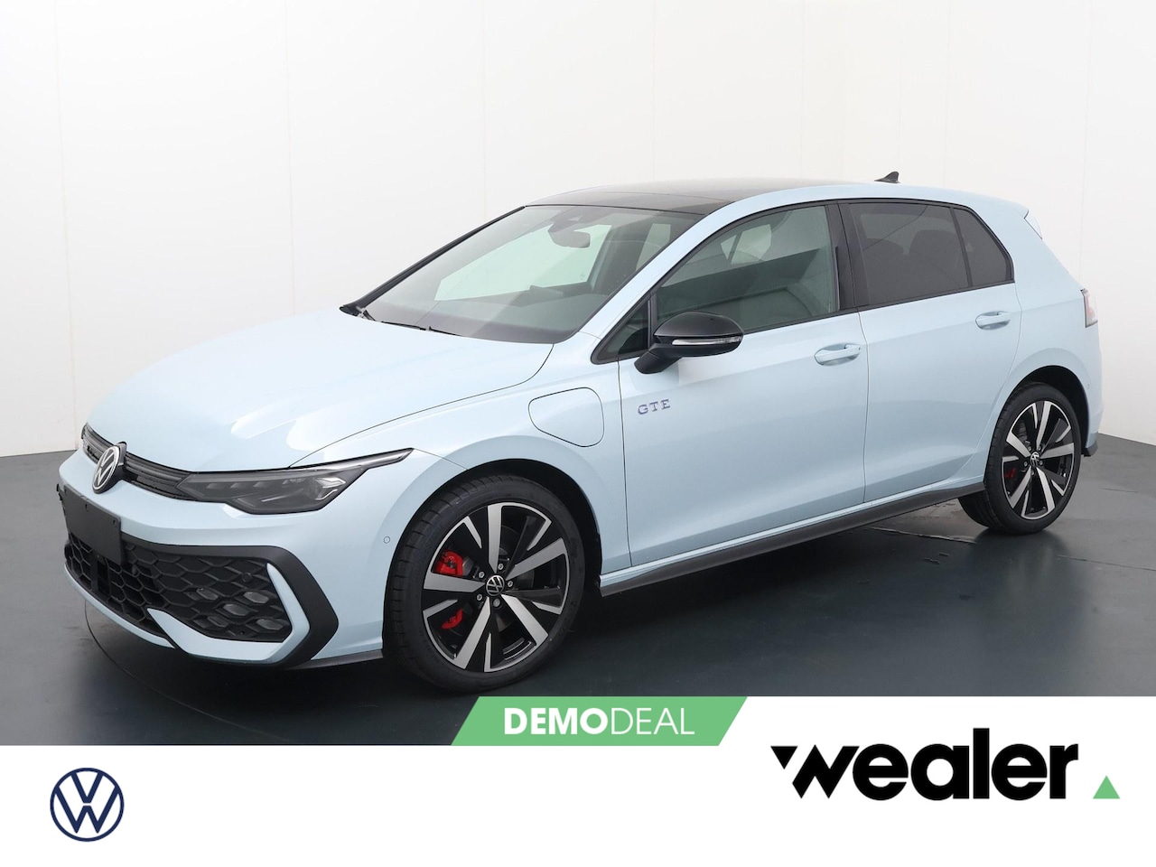 Volkswagen Golf - 8 GTE 1.5 eHybrid 200 kW / 272 PK Hatchback 6-DSG | Panoramadak | Black Style | - AutoWereld.nl