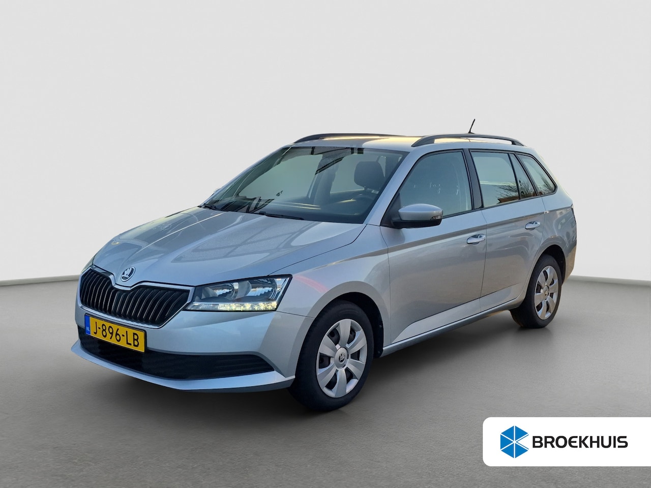 Skoda Fabia Combi - 1.0 TSI Active Airco | Cruise control | Multifunctioneel stuur | Bluetooth | DAB | - AutoWereld.nl