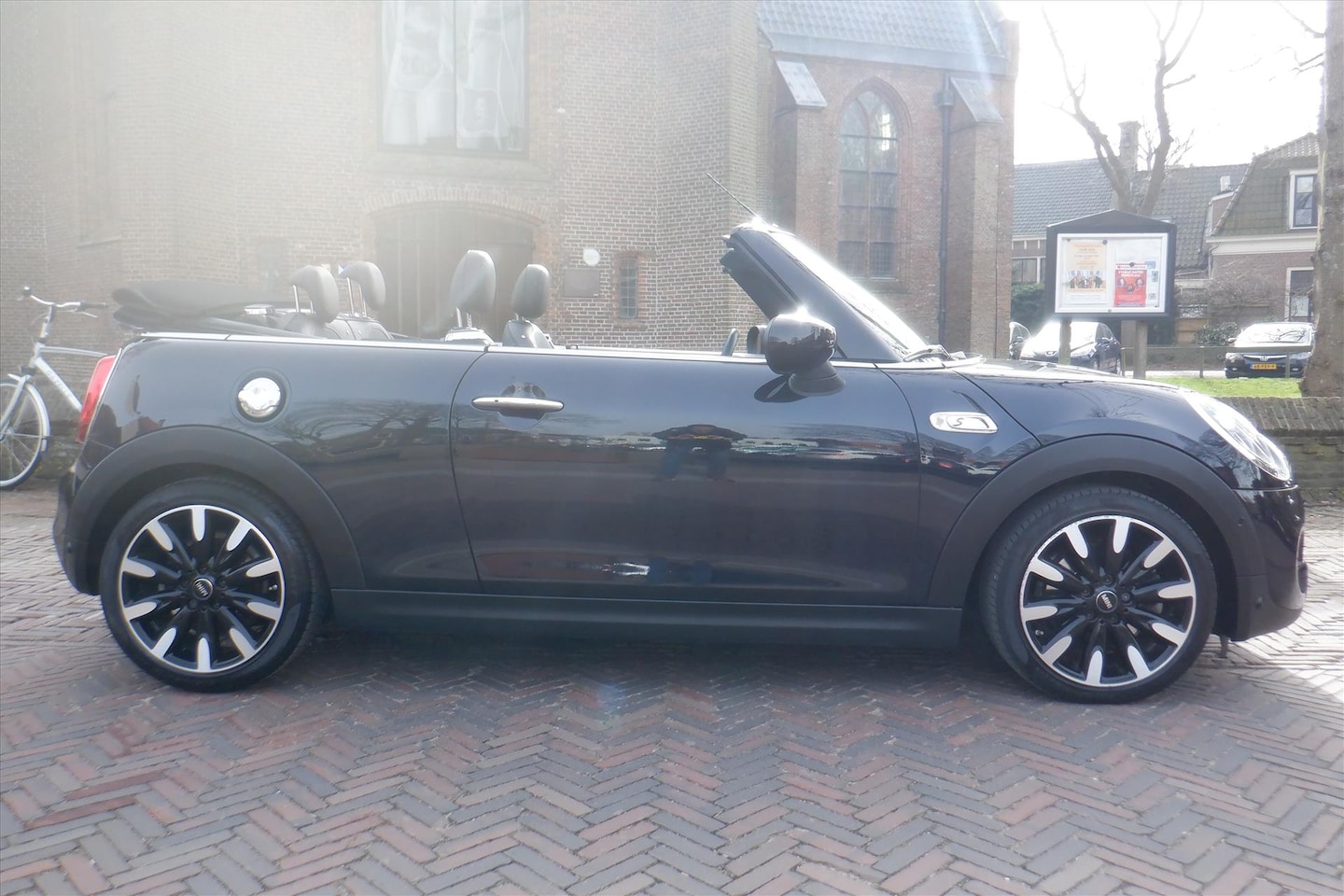 MINI Cabrio - Mini (f57) 2.0 192pk Aut Cooper S -HEAD UP-HARMAN KARDON-BOVAG - AutoWereld.nl
