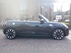 MINI Cabrio - (f57) 2.0 192pk Aut Cooper S -HEAD UP-HARMAN KARDON-BOVAG